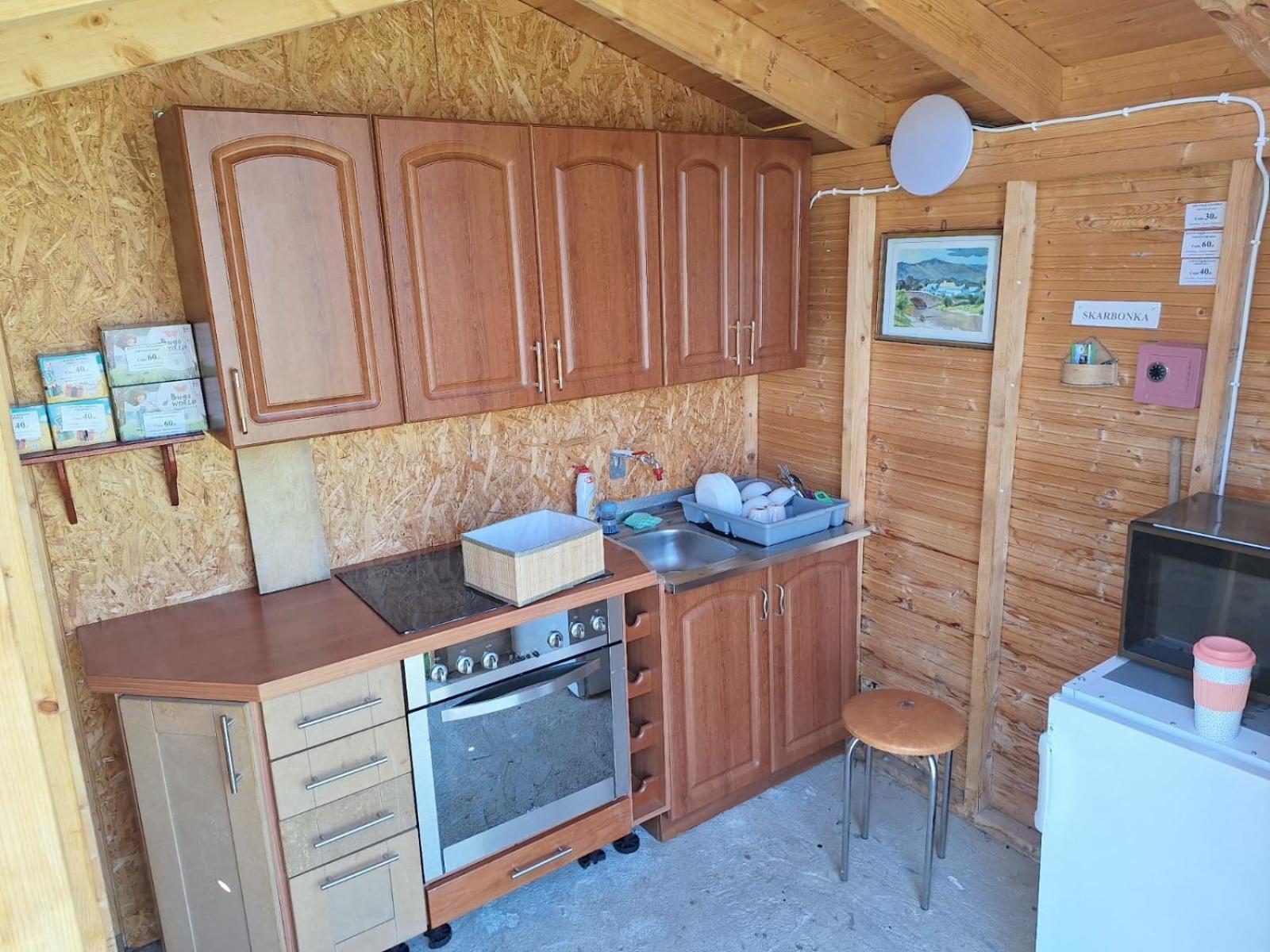 Camping, Zabierz Wlasny Namiot Kameralne Pole Namiotowe Z Basenem Kinem Plenerowym Miejscem Na Ognisko I Placem Zabaw Zywe Zwierzeta Agroturystyka Giebultow  Dış mekan fotoğraf